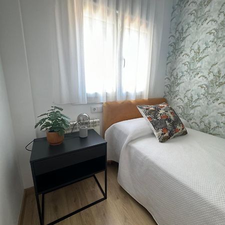 Alcala Luxury Piso Completo De 80M Διαμέρισμα Αλκαλά ντε Ενάρες Εξωτερικό φωτογραφία