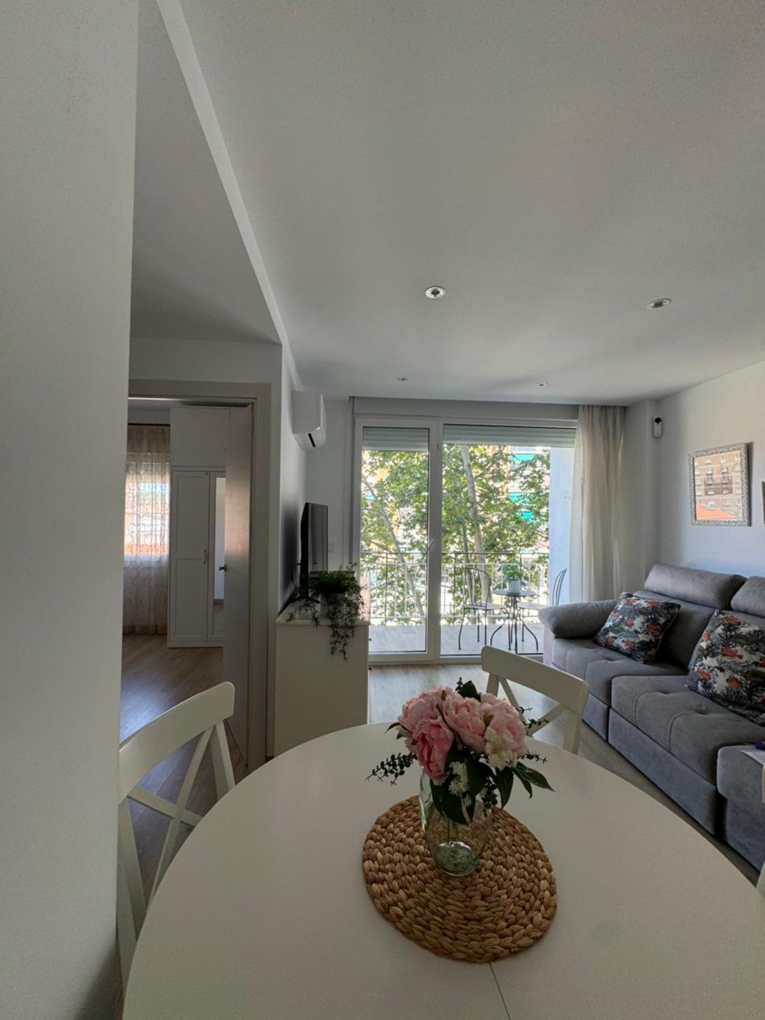 Alcala Luxury Piso Completo De 80M Διαμέρισμα Αλκαλά ντε Ενάρες Εξωτερικό φωτογραφία