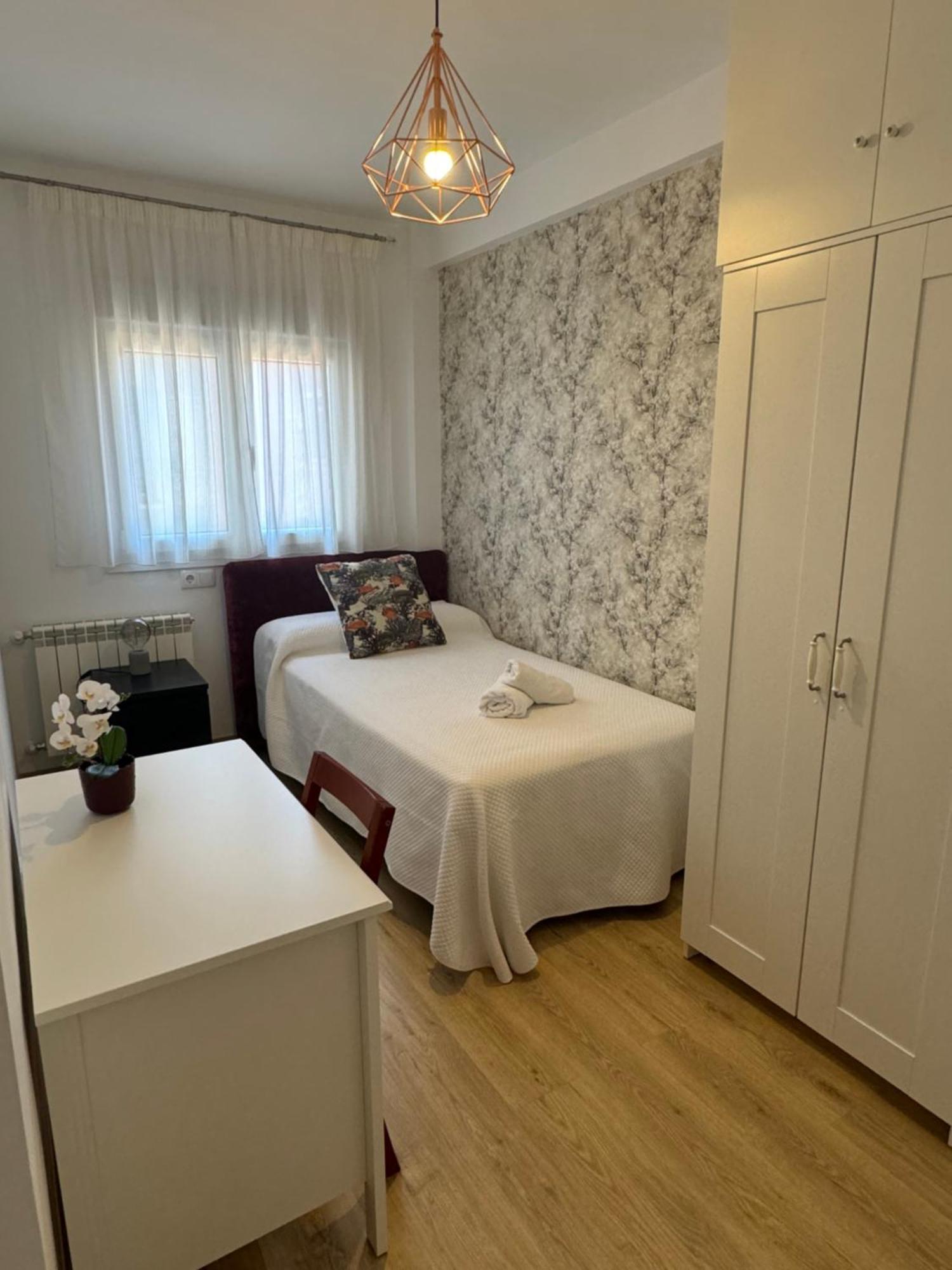 Alcala Luxury Piso Completo De 80M Διαμέρισμα Αλκαλά ντε Ενάρες Εξωτερικό φωτογραφία