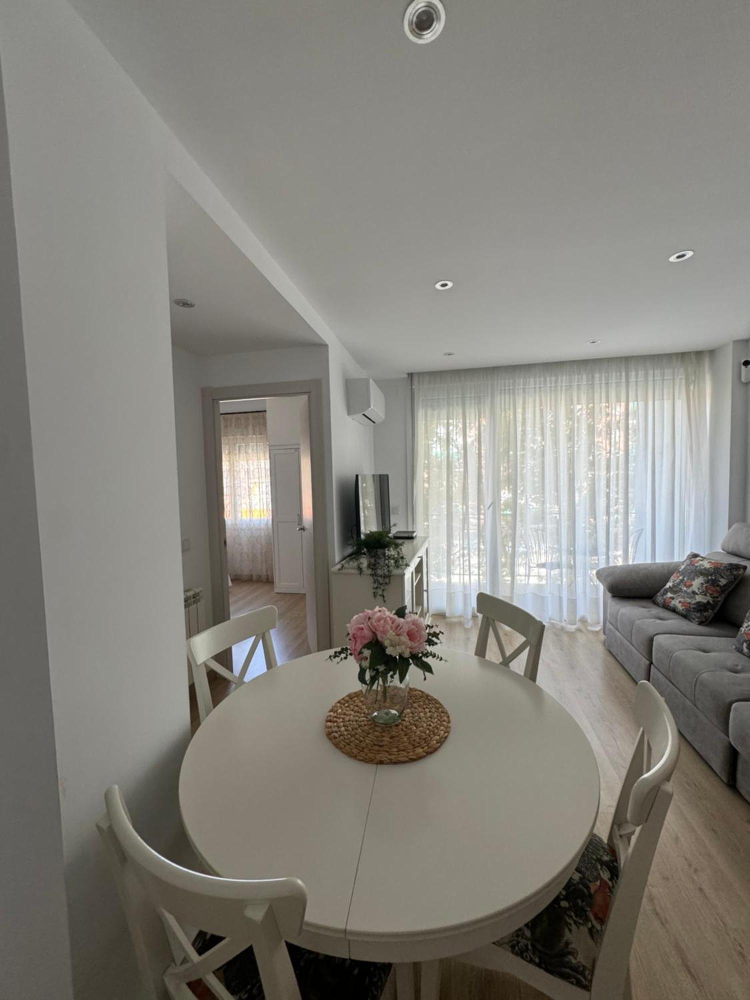 Alcala Luxury Piso Completo De 80M Διαμέρισμα Αλκαλά ντε Ενάρες Εξωτερικό φωτογραφία