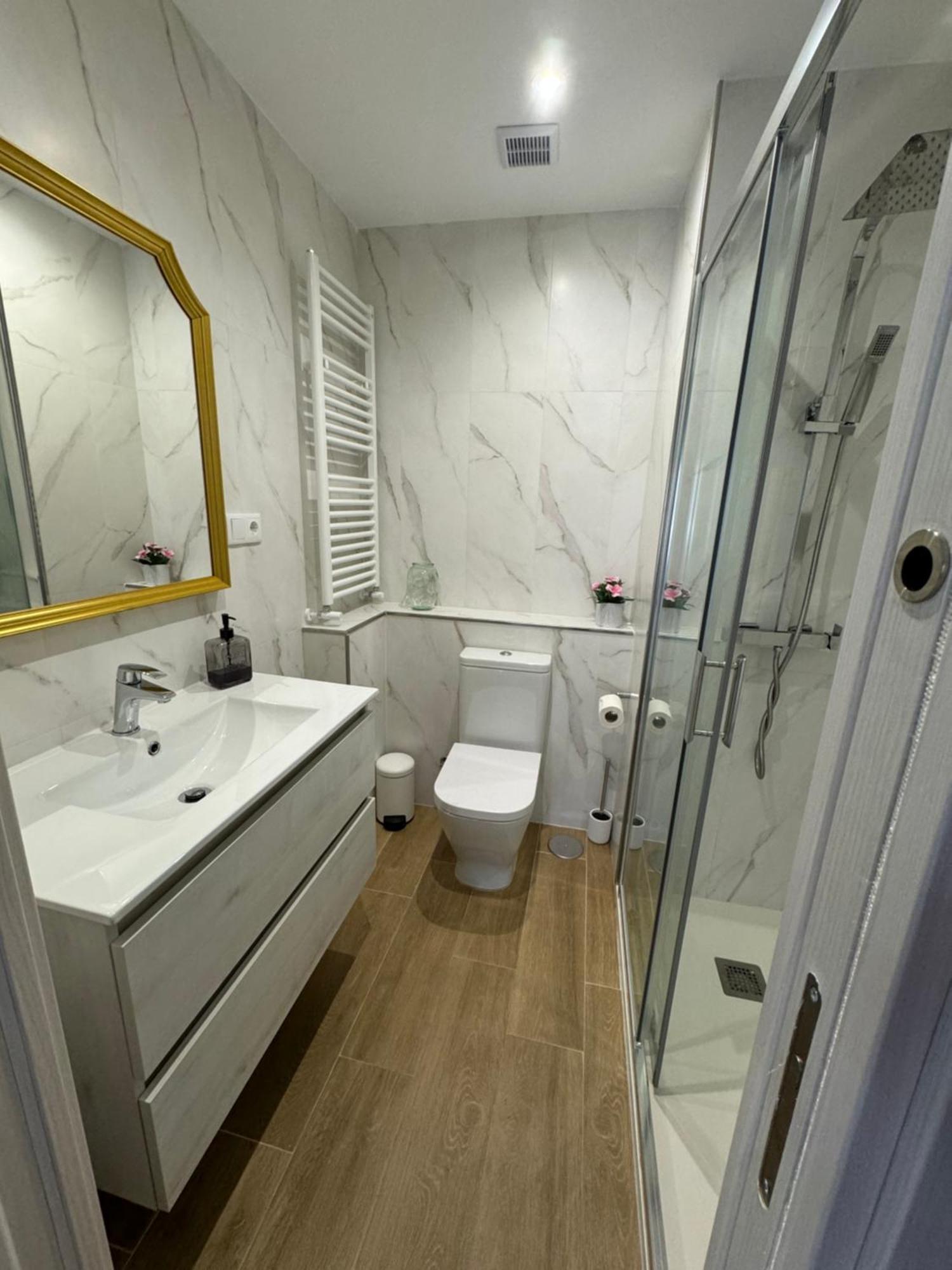 Alcala Luxury Piso Completo De 80M Διαμέρισμα Αλκαλά ντε Ενάρες Εξωτερικό φωτογραφία
